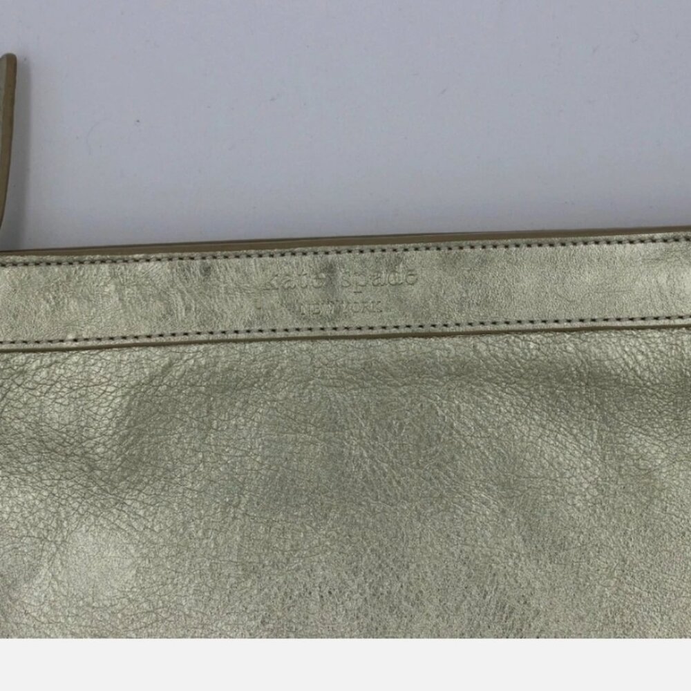 KATE SPADE Metallic Gold Soft Leather Zipper Cosmetic Case - Picture 2 of 13